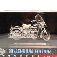 Maisto Millenium Edition 1962 FLHF